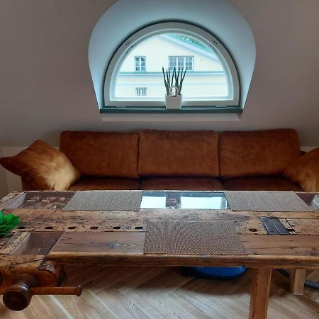 Modern History Apartment Reval Esterno foto