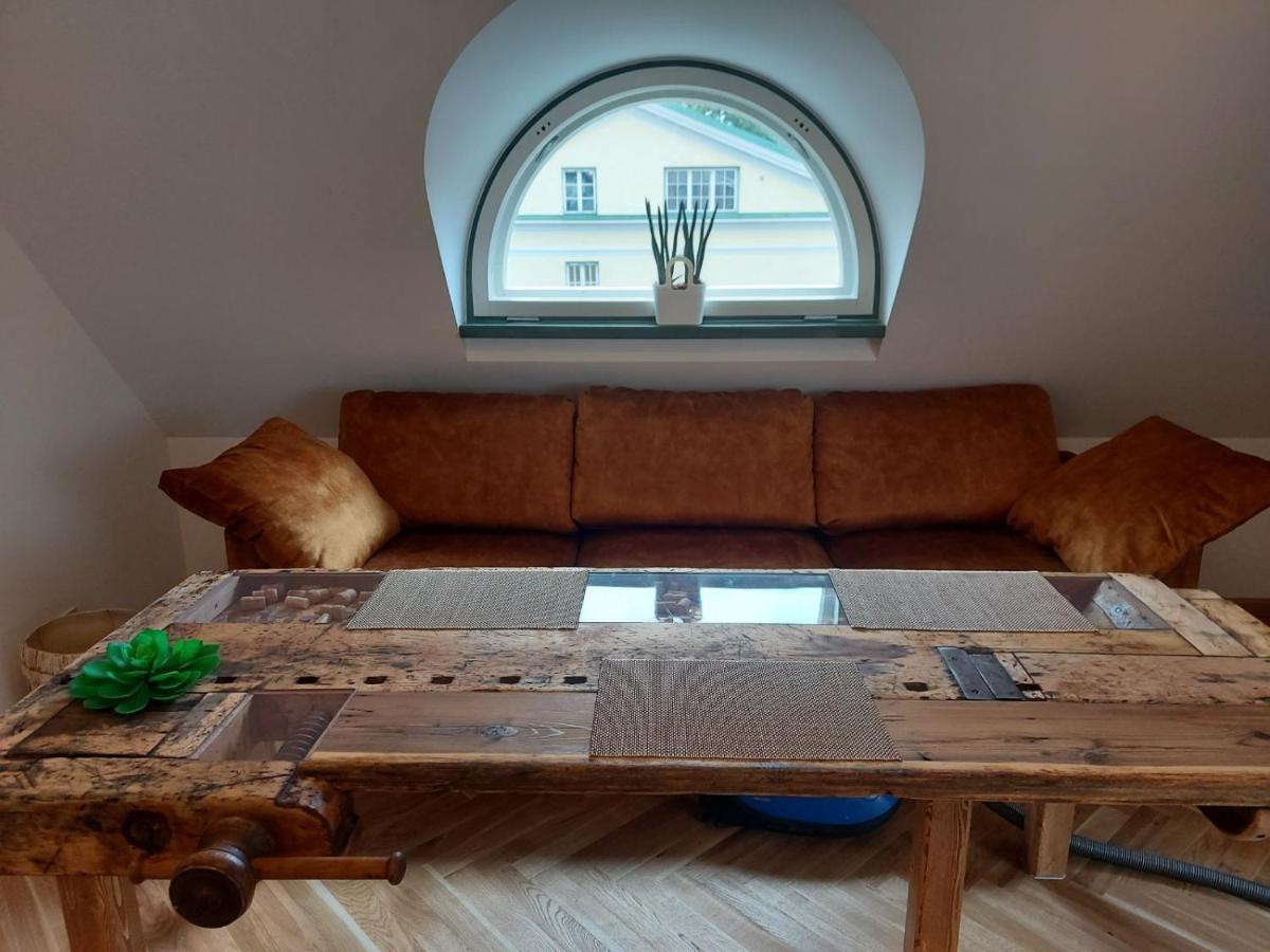 Modern History Apartment Reval Esterno foto