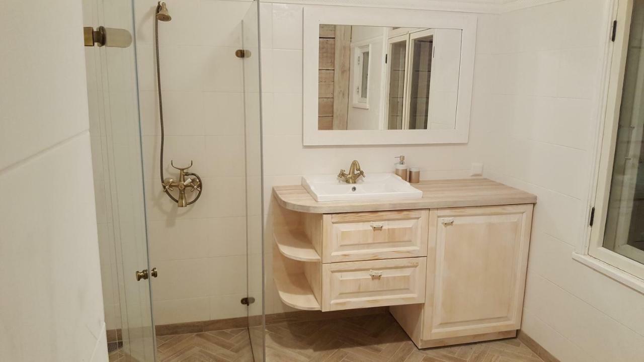 Modern History Apartment Reval Esterno foto