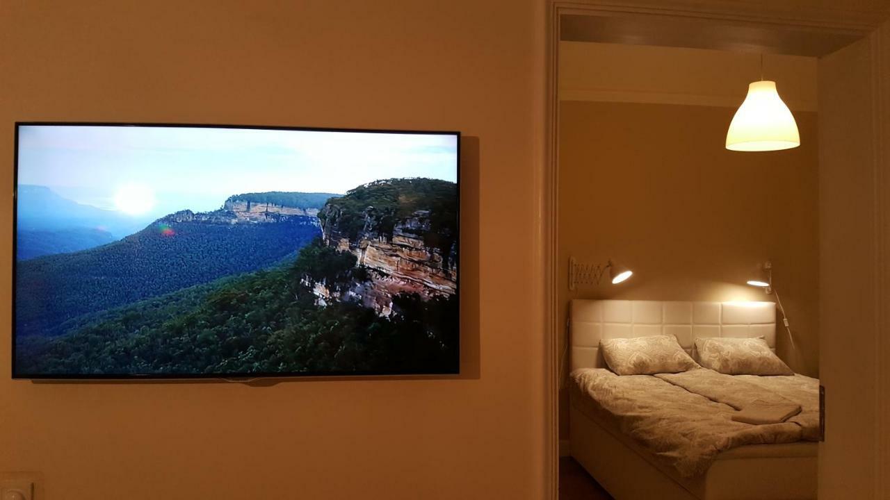 Modern History Apartment Reval Esterno foto