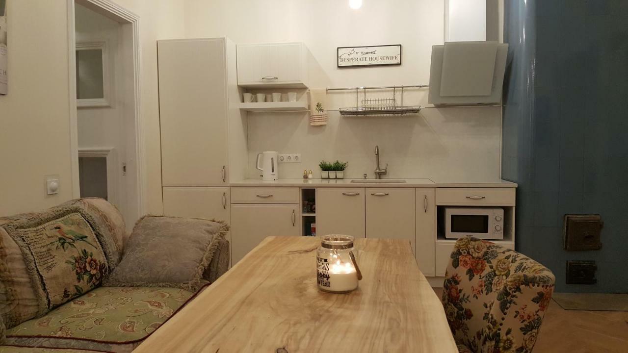 Modern History Apartment Reval Esterno foto