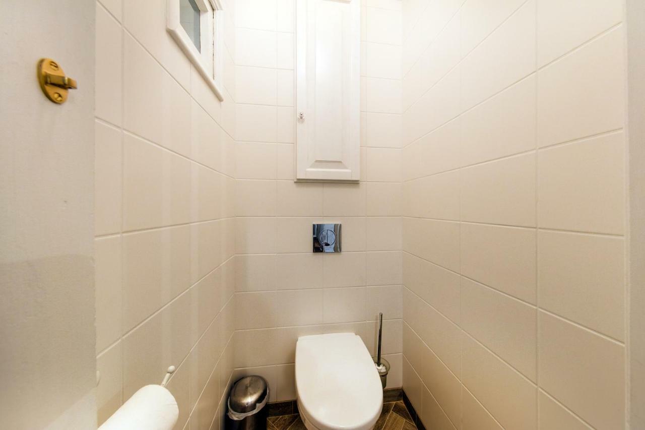Modern History Apartment Reval Esterno foto