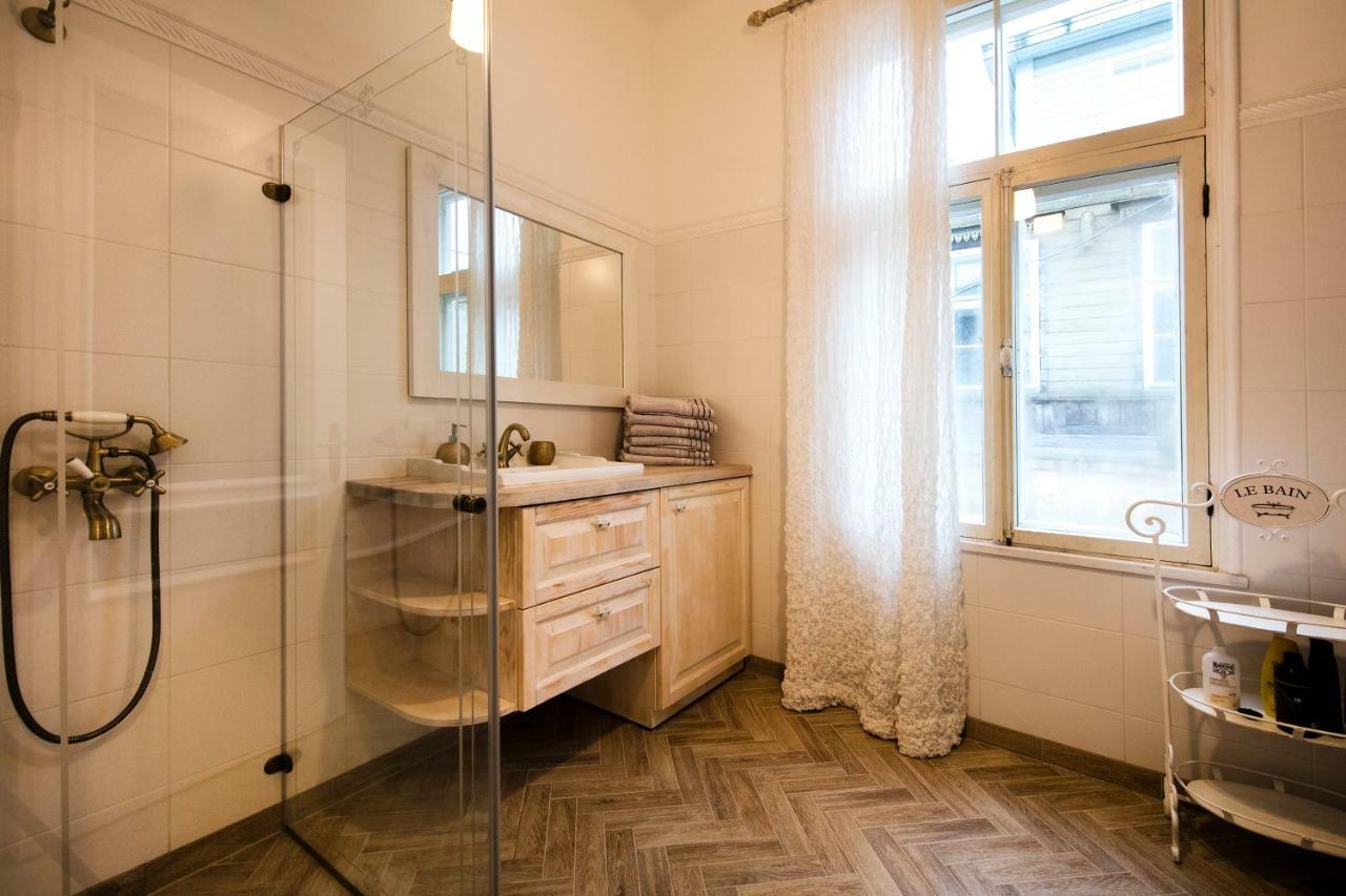 Modern History Apartment Reval Esterno foto